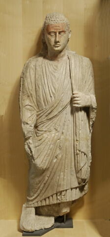 statue, image 5/8