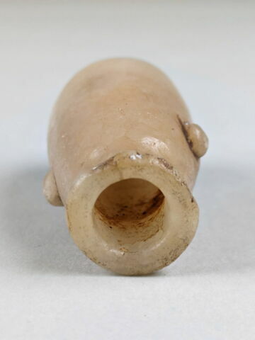 alabastron ; vase miniature, image 2/4