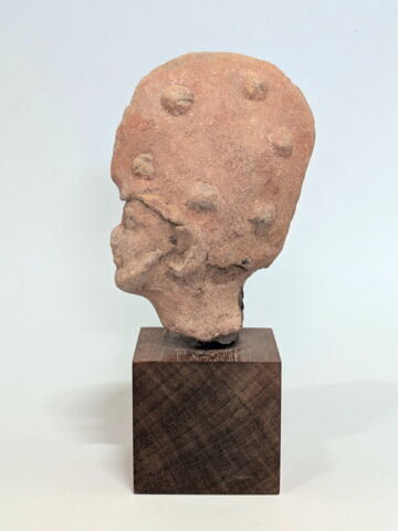 figurine, image 2/4