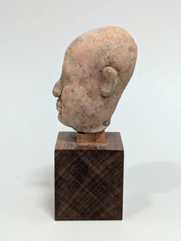 figurine, image 2/4