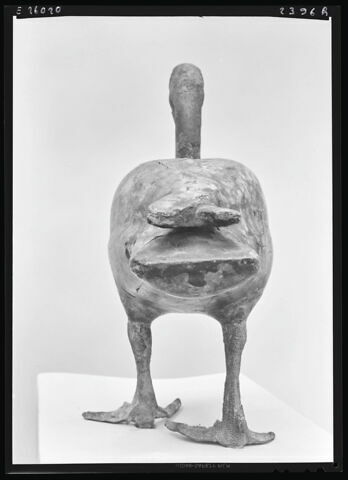 statue, image 12/13