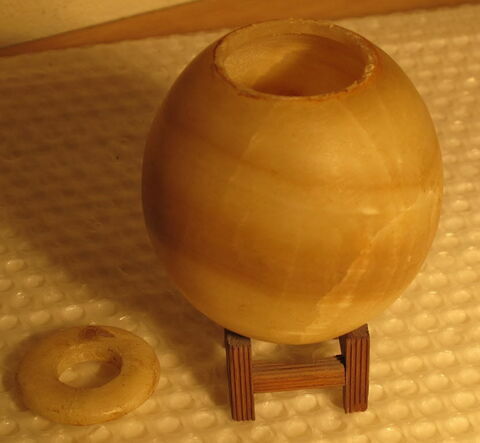 vase
