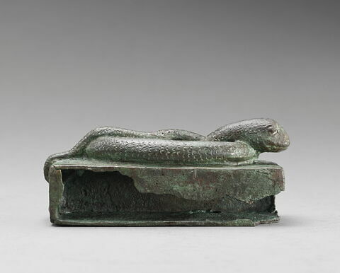 figurine ; sarcophage de serpent, image 2/3