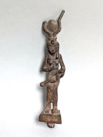 figurine d'Isis allaitant, image 5/5