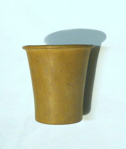 gobelet rectiligne ; vase miniature