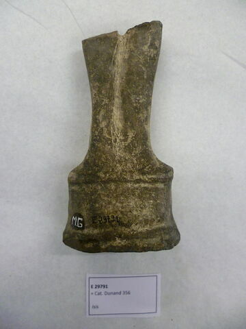 figurine, image 2/2