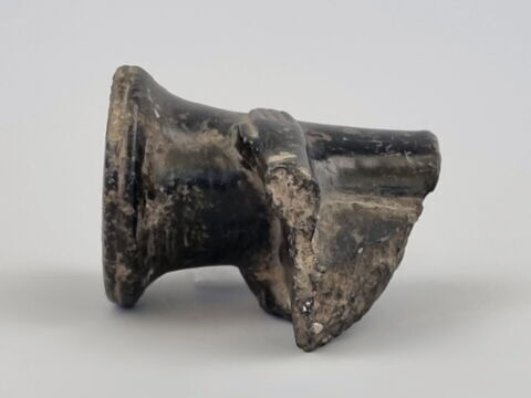 statuette, image 2/9