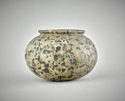 pot, image 3/6