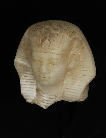 statue  ; Tête de sphinx d'Amenemhat III