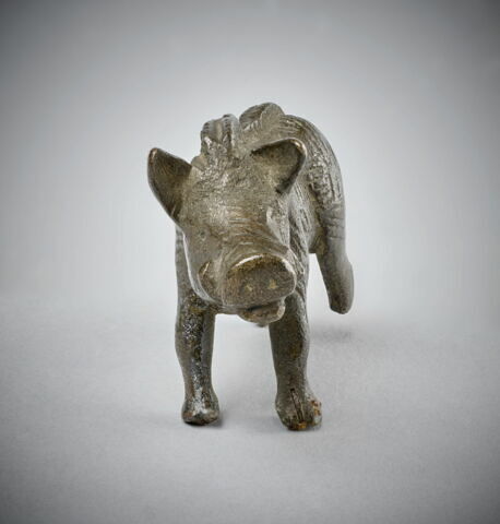 figurine, image 2/4