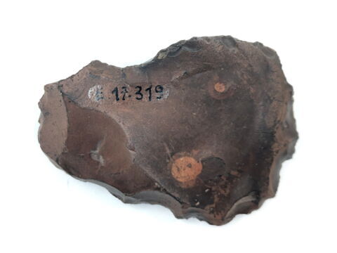 éclat retouché, image 2/2