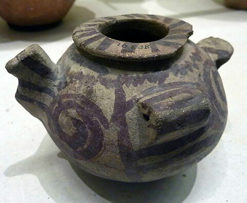 pot, image 2/2