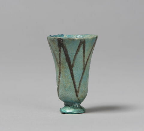 calice ; vase miniature, image 1/1