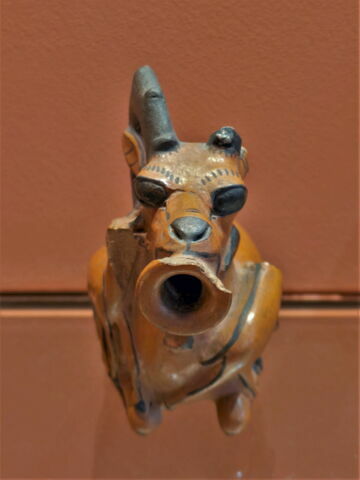 vase plastique, image 2/4