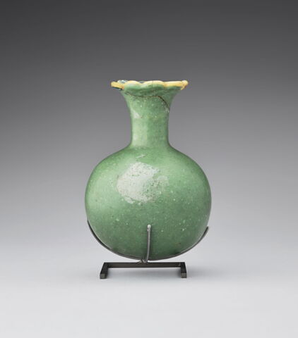 vase plastique, image 4/5
