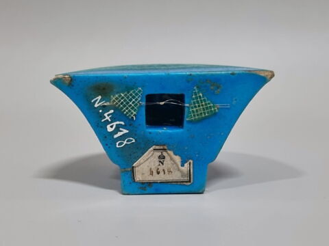 applique ; élément de meuble, image 2/3