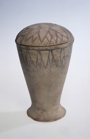 jarre ; couvercle de vase, image 13/14