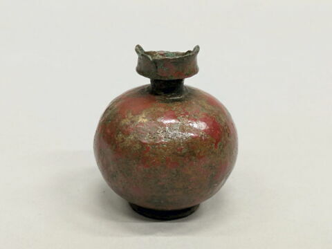 vase, image 2/8