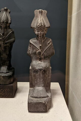 statue, image 1/1