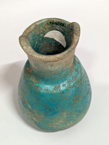 vase ; situle carénée, image 5/6