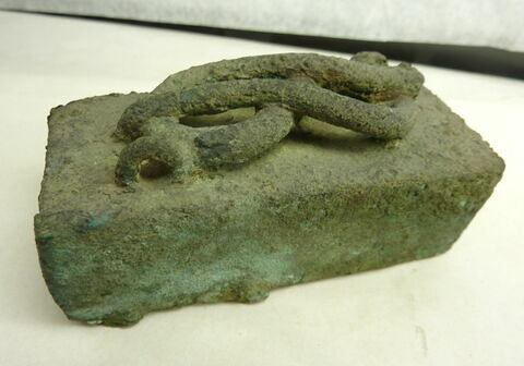 figurine ; sarcophage de serpent
