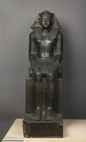 Statue de Khânéferrê Sobekhotep, image 2/5