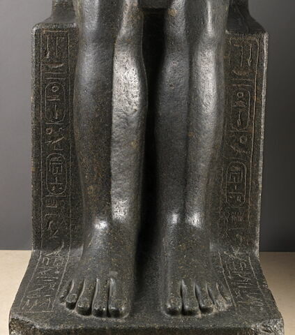 Statue de Khânéferrê Sobekhotep, image 4/5