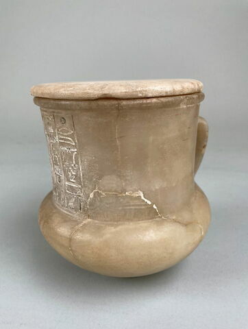 vase canope  ; vase  ; couvercle de vase, image 9/11