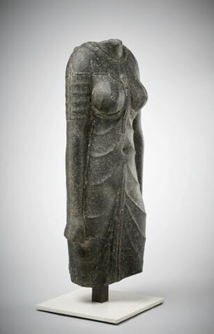 statue, image 5/5