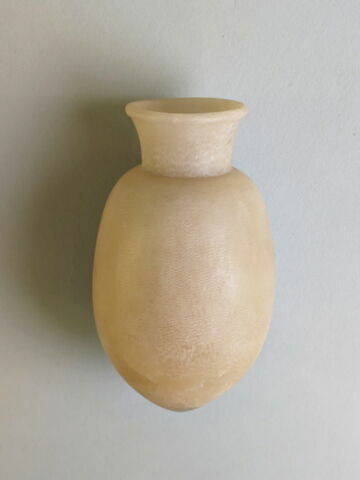 vase, image 2/3