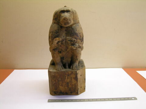 statue, image 1/1