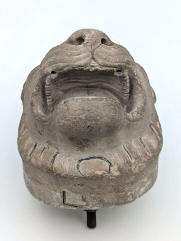 modèle de sculpteur  ; applique, image 3/5