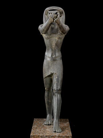 Statue de l'Horus Posno, image 9/19