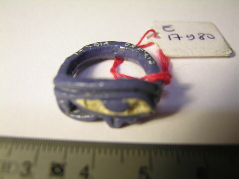 bague oudjat