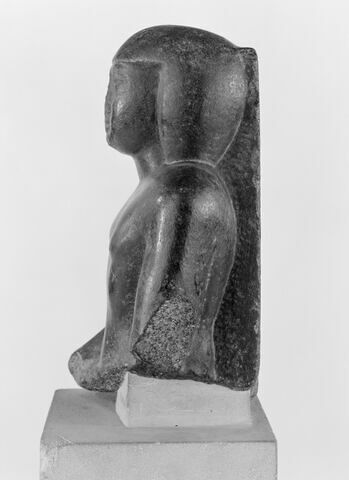 statue, image 10/11