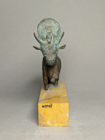 figurine, image 2/5