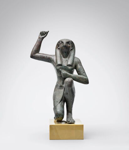 figurine, image 5/6