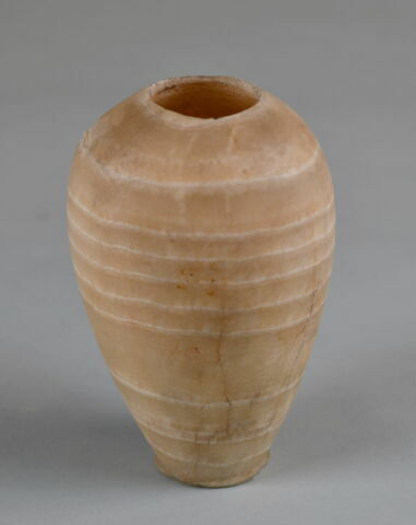 vase, image 1/3