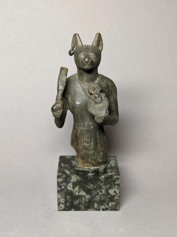 figurine, image 2/5