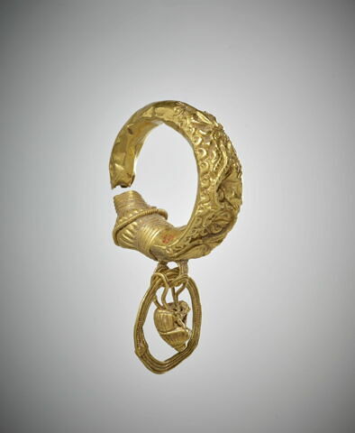 boucle d'oreille, image 6/7