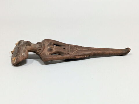 figurine féminine, image 2/4