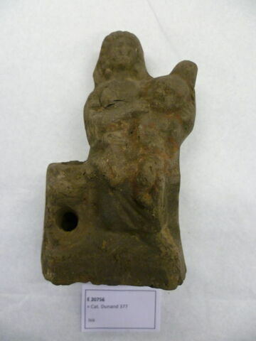 figurine d'Isis allaitant ; lampe, image 1/2