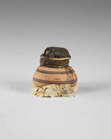 jarre biconique ; vase ; couvercle de vase ; support de vase ; avec contenu, image 4/5