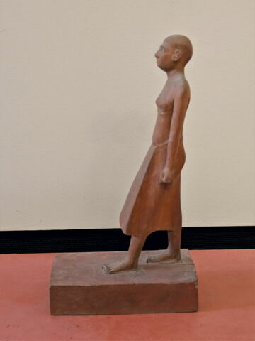 statue, image 3/4