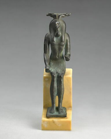 figurine, image 2/5