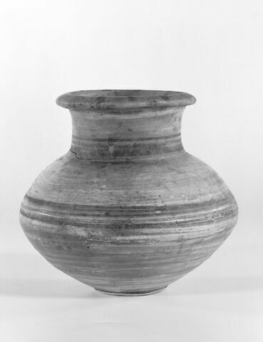 jarre biconique ; vase miniature ; datte ; figue, image 3/3
