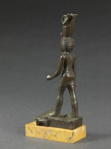 figurine, image 5/7