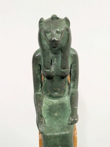 figurine, image 2/9