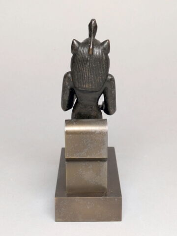 figurine, image 2/8