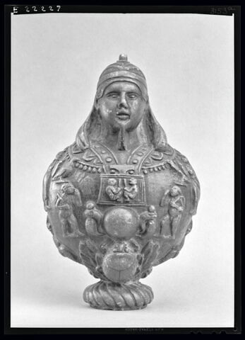 figurine, image 2/3